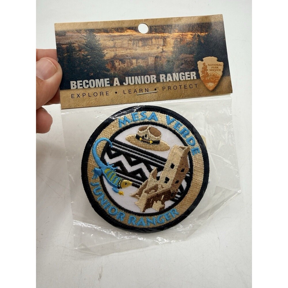 2010 National Park Service Junior Ranger Mesa Verde Colorado Badge Patch NOS